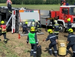 Schadstoffeinsatz nach LKW Unfall in Schwarzenau