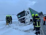 Schwierige LKW Bergung auf der L55