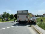 LKW-Bergung im Ortsgebiet von Göpfritz/Wild