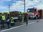 Technische Hilfeleistung nach Verkehrsunfall auf der LB2