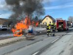 Fahrzeugbrand im Ortsgebiet von Göpfritz/Wild