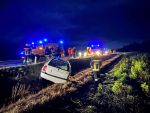 Fahrzeugbergung auf der LB2 vor dem Kreisverkehr