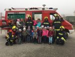 Feuerwehr Göpfritz/Wild besucht den Kindergarten